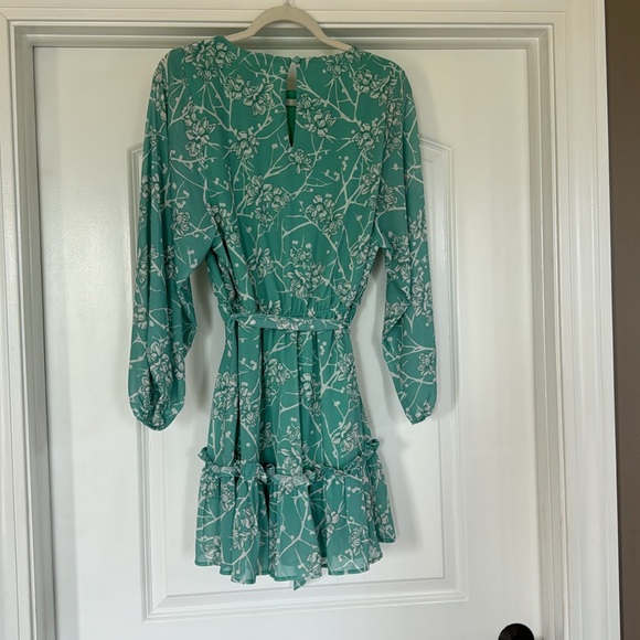 Flying Tomato Floral Dress - Picture 4 of 4